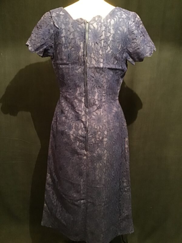 Robe en dentelle des années 50 – Image 2